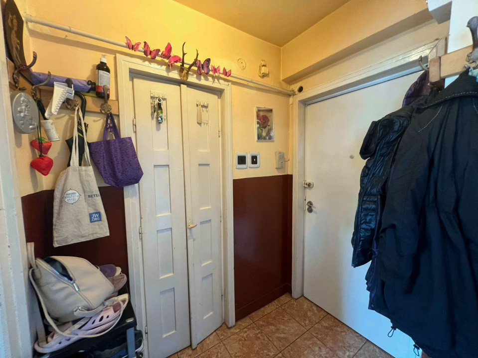 Apartament cu 2 camere Piata Revolutiei