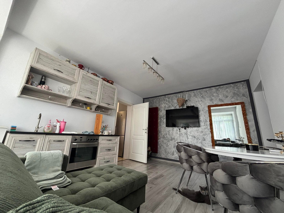 Apartament 3 camere de inchiriat, central
