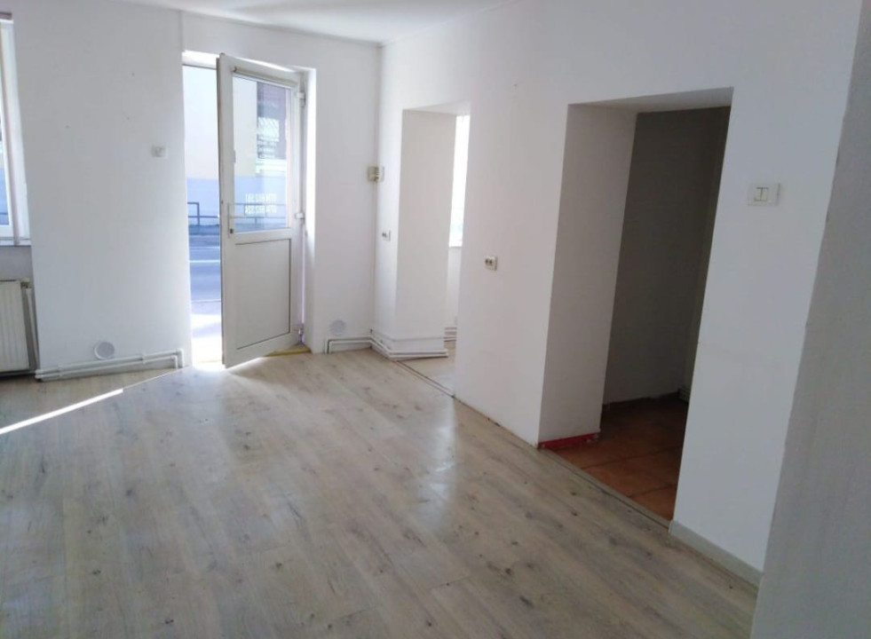 Închiriere spațiu comercial, zonă Semicentrală, Cluj-Napoca, 420 Eur