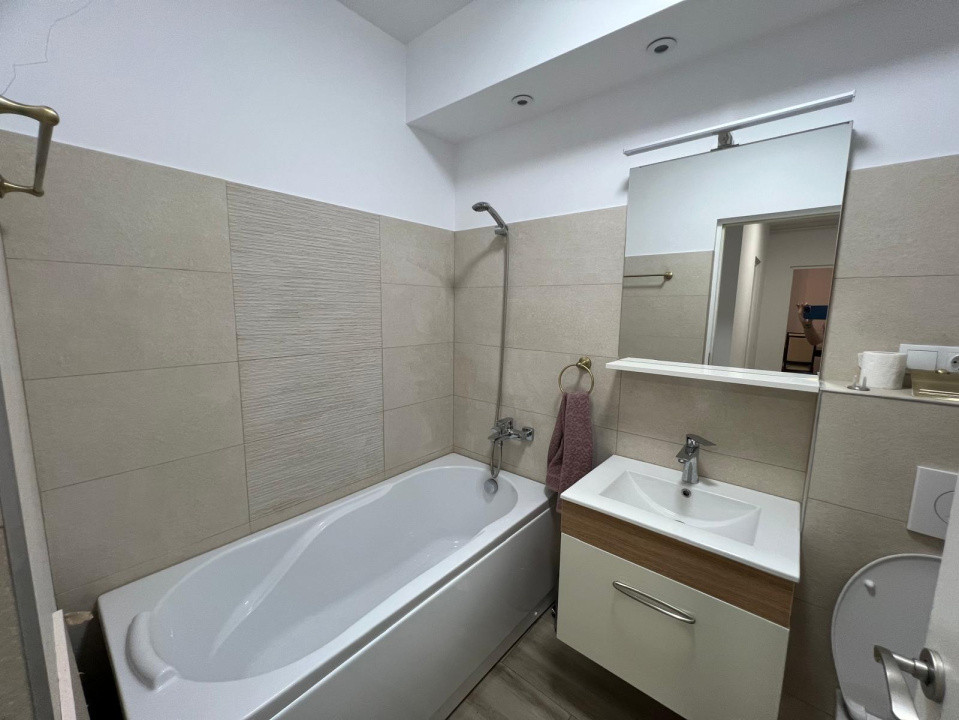 Apartament cu doua camere Parcul Central Prima inchiriere