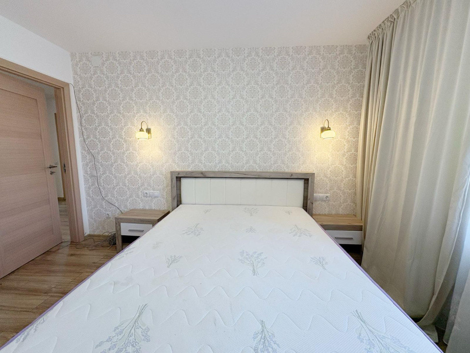 Apartament cu 3 camere zona Vasile Alecsandri