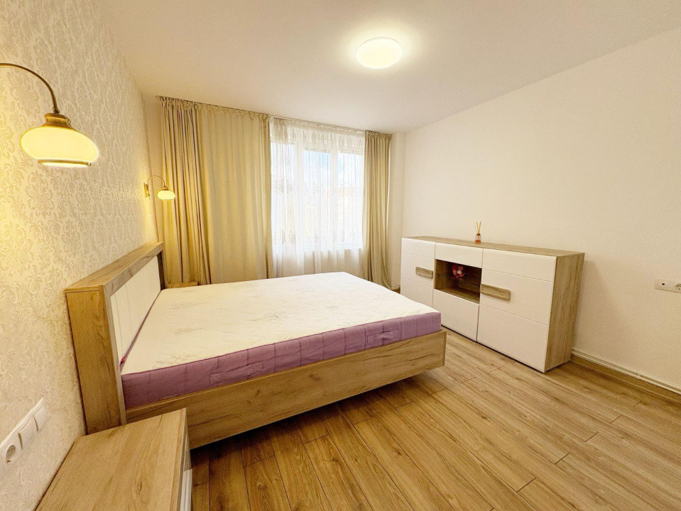 Apartament cu 3 camere zona Vasile Alecsandri
