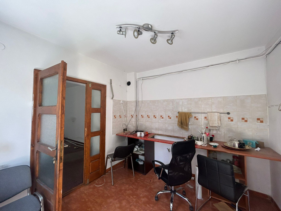 Casa plan parter, 300 MP, 130 MP utili, zona Central