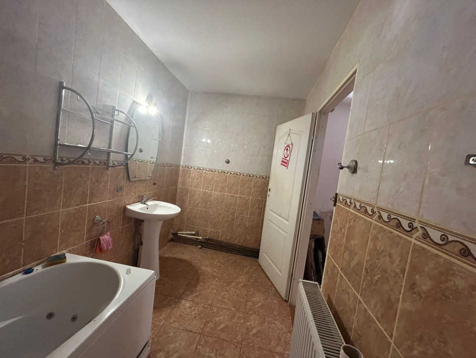 Casa plan parter, 300 MP, 130 MP utili, zona Central
