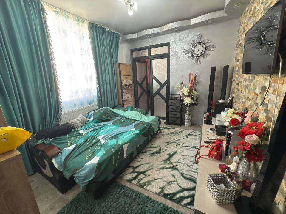 Apartament 2 camere, 42 mp , Central , zona Cimpia Islaz