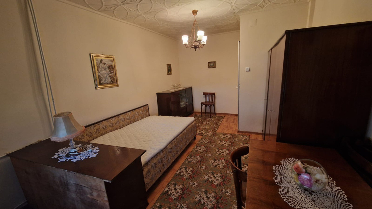 Apartament 2 camere, decomandat, 57mp, cartier 1 mai, zona Confectii