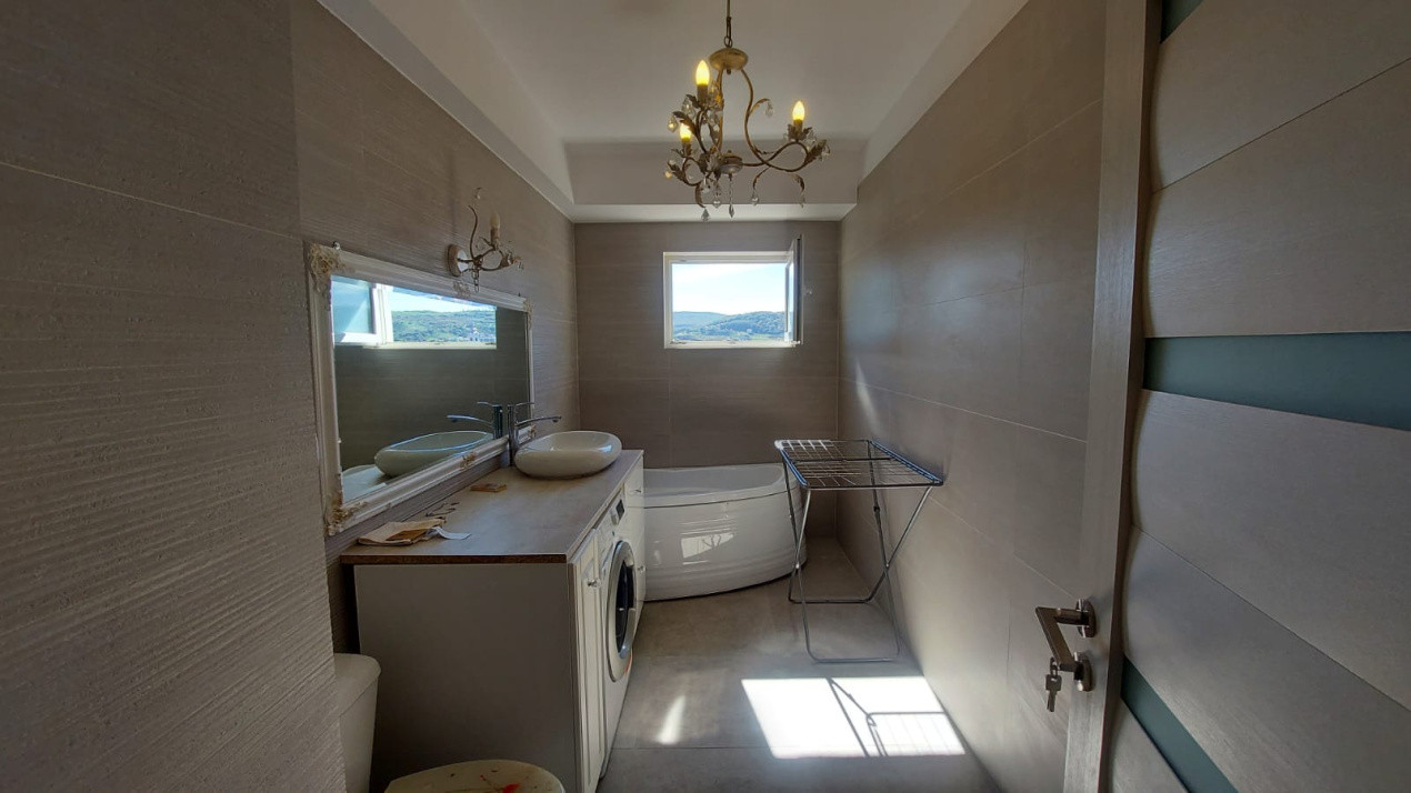 APARTAMENT 2 CAMERE IN FLORESTI!