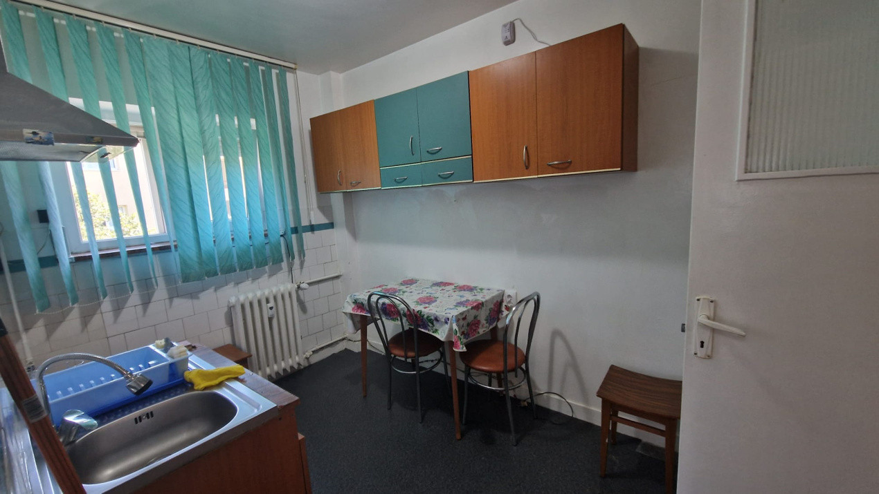 Apartament 2 camere, circular, 52mp, cartier Rovine, zona Dezrobirii
