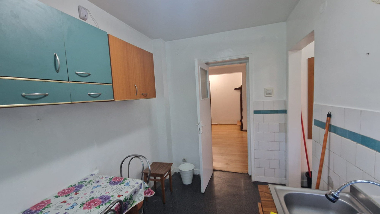 Apartament 2 camere, circular, 52mp, cartier Rovine, zona Dezrobirii