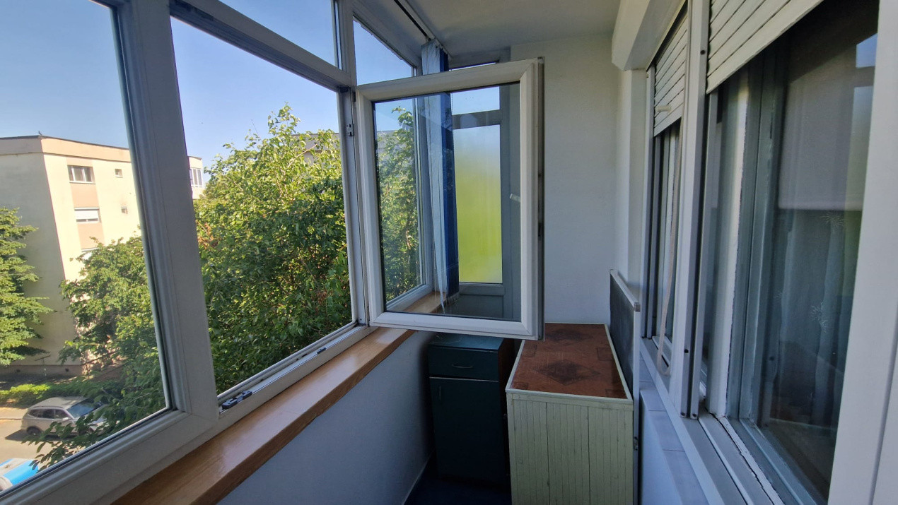 Apartament 2 camere, circular, 52mp, cartier Rovine, zona Dezrobirii
