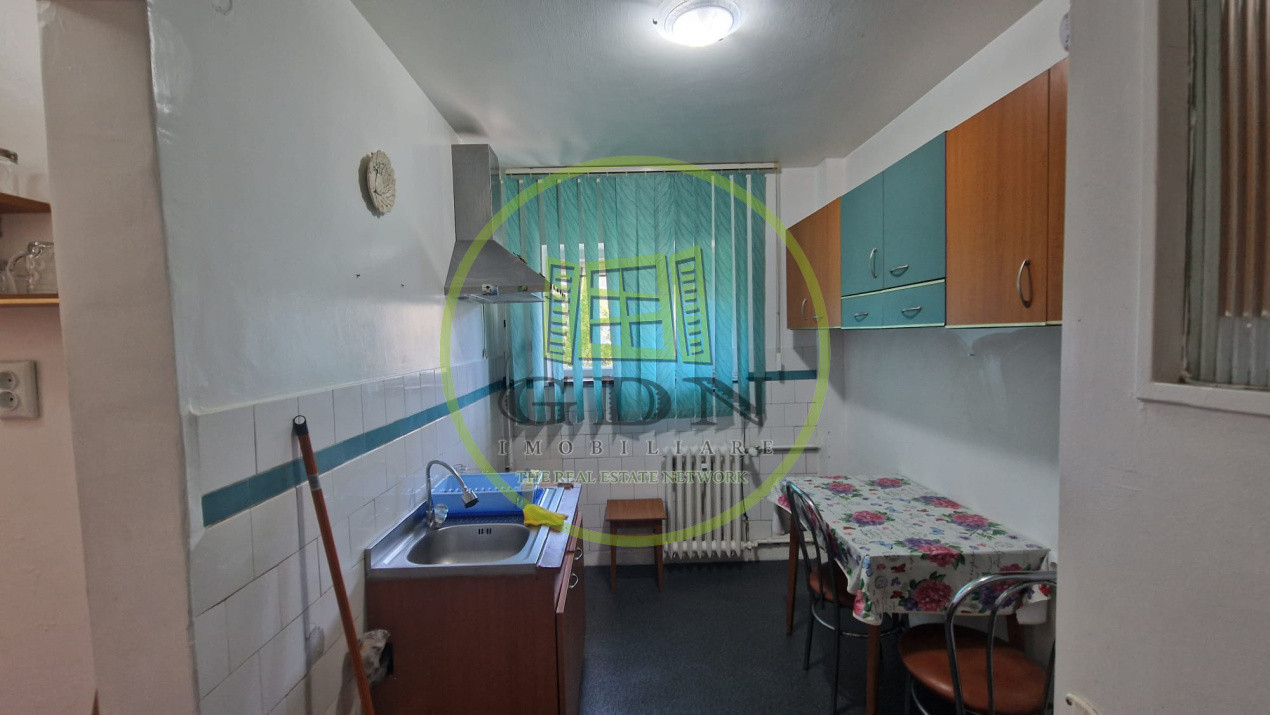 Apartament 2 camere, circular, 52mp, cartier Rovine, zona Dezrobirii