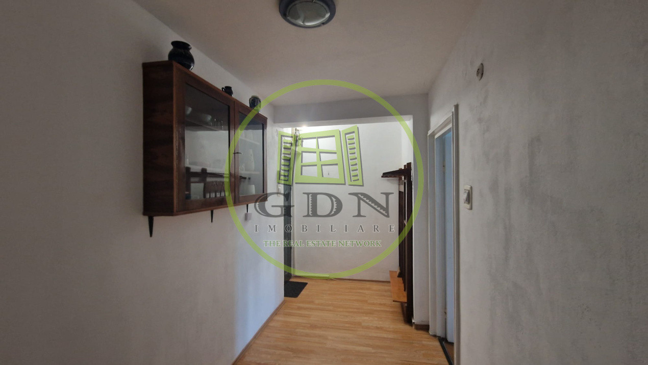 Apartament 2 camere, circular, 52mp, cartier Rovine, zona Dezrobirii