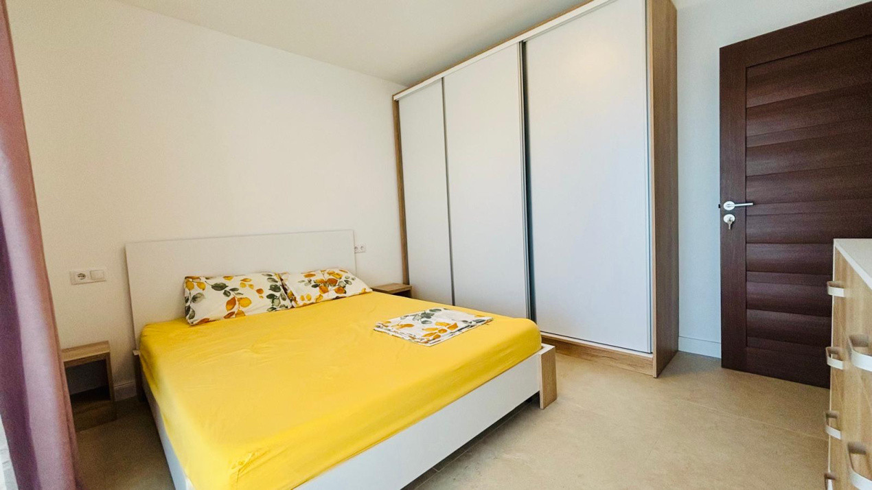 Chirie apartament 2 camere bloc nou