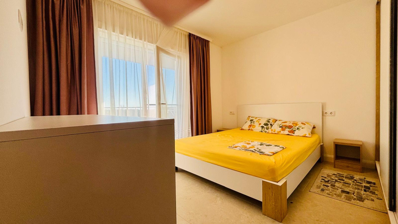 Chirie apartament 2 camere bloc nou