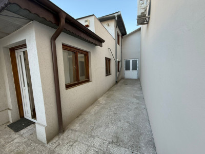 Casa, P+1, 130 mp utili, 261 mp teren, cartier Rovine, zona Frigorifer 