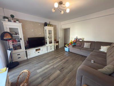 Apartament 3 camere decomandat, 78.34mp, parter, George Enescu, Zona Veropan