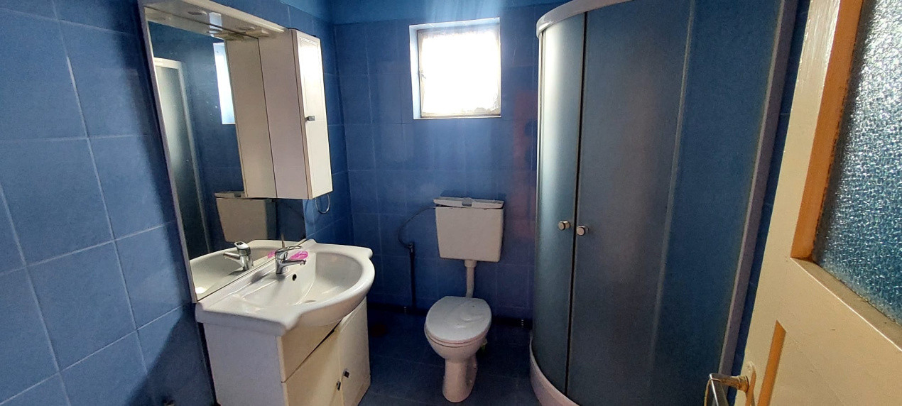 Casa 3 camere suprafata utila 80mp, spre vanzare in Rasinari.
