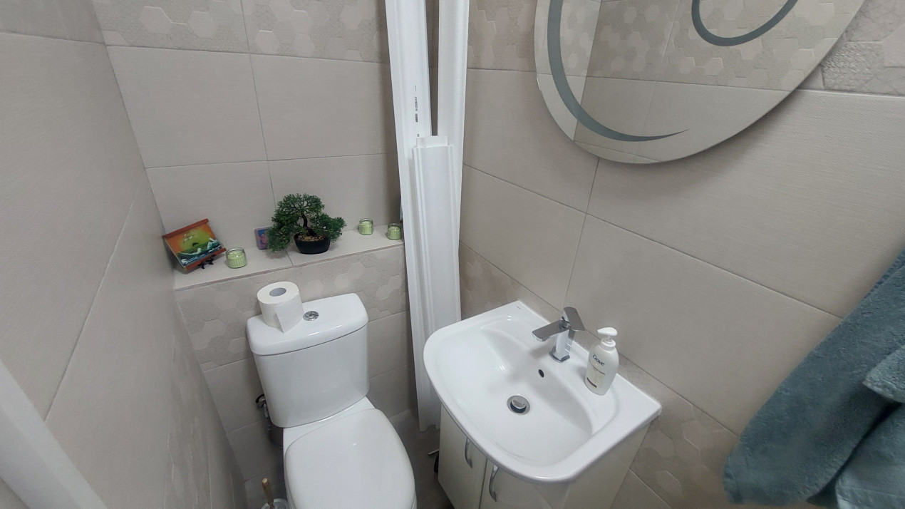 Apartament 3 camere semidecomandat, etajul 3+Mansarda, Craiovita zona Promenada