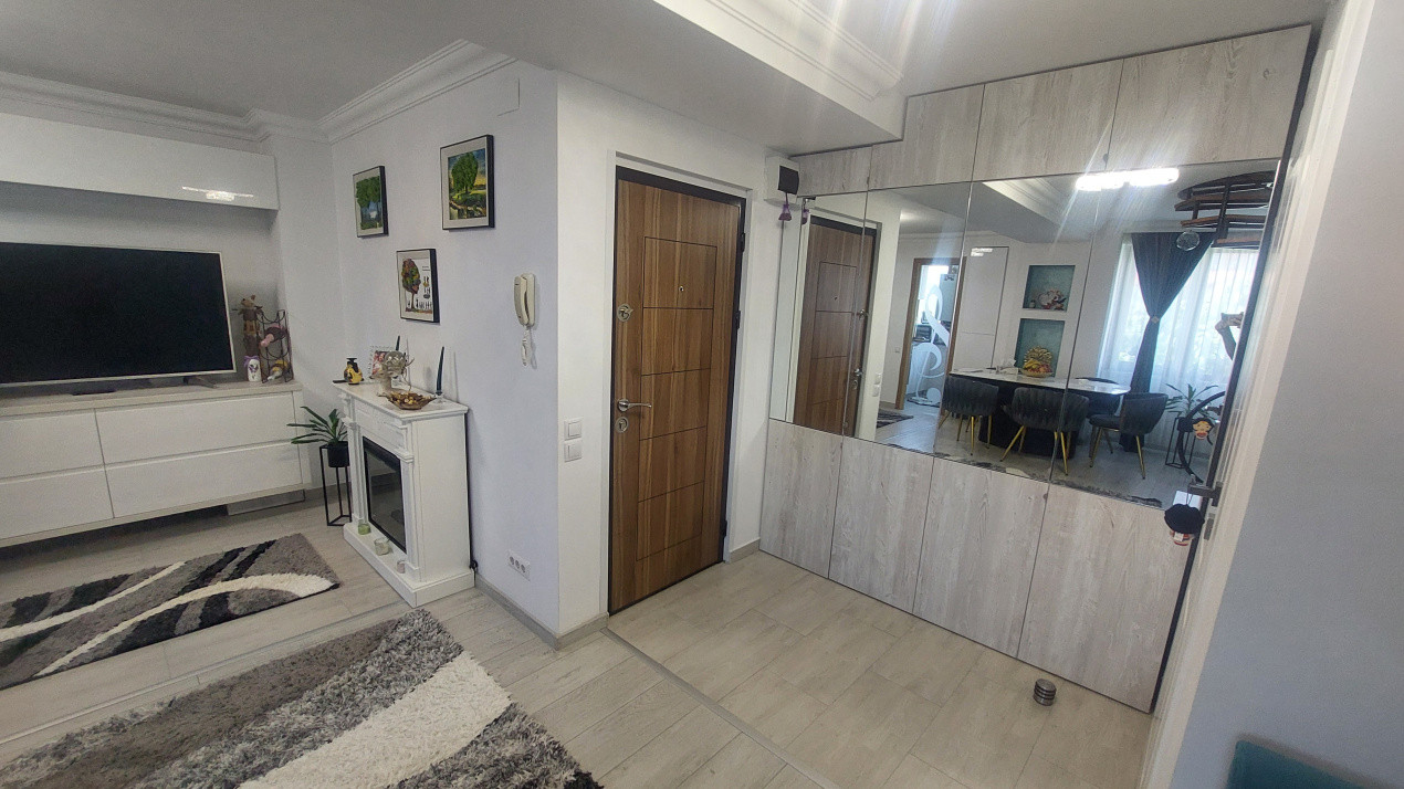 Apartament 3 camere semidecomandat, etajul 3+Mansarda, Craiovita zona Promenada