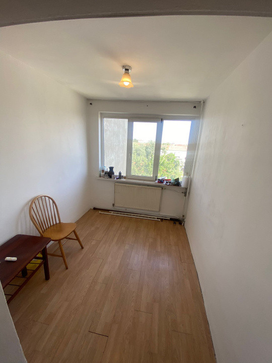 Garsonieră nerenovată, 16,44mp utili, etaj 6, bloc cu lift, str. Aluminei 