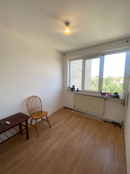 Garsonieră nerenovată, 16,44mp utili, etaj 6, bloc cu lift, str. Aluminei 