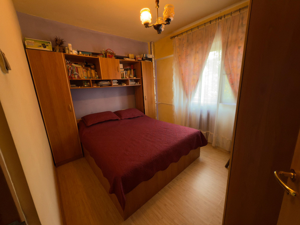 Apartament 3 camere decomandat, 66,8mp, Calea Bucuresti, zona Mall Electroputere
