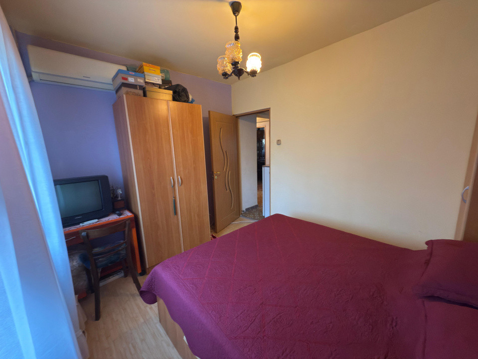 Apartament 3 camere decomandat, 66,8mp, Calea Bucuresti, zona Mall Electroputere