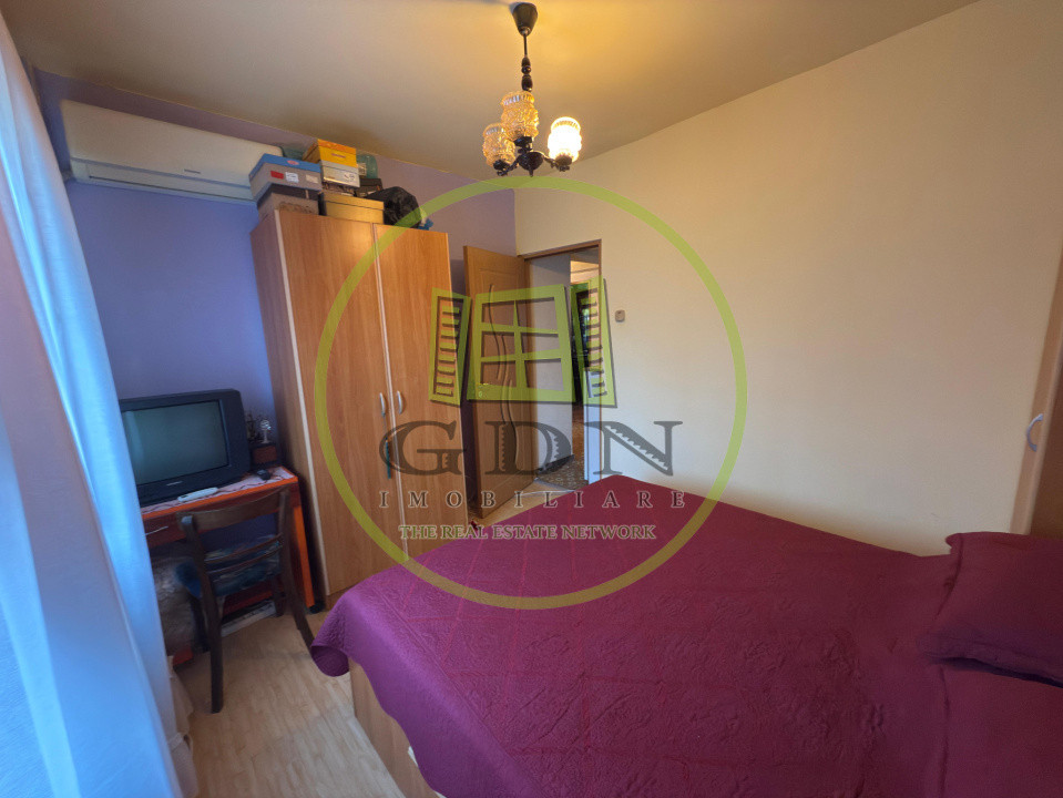 Apartament 3 camere decomandat, 66,8mp, Calea Bucuresti, zona Mall Electroputere