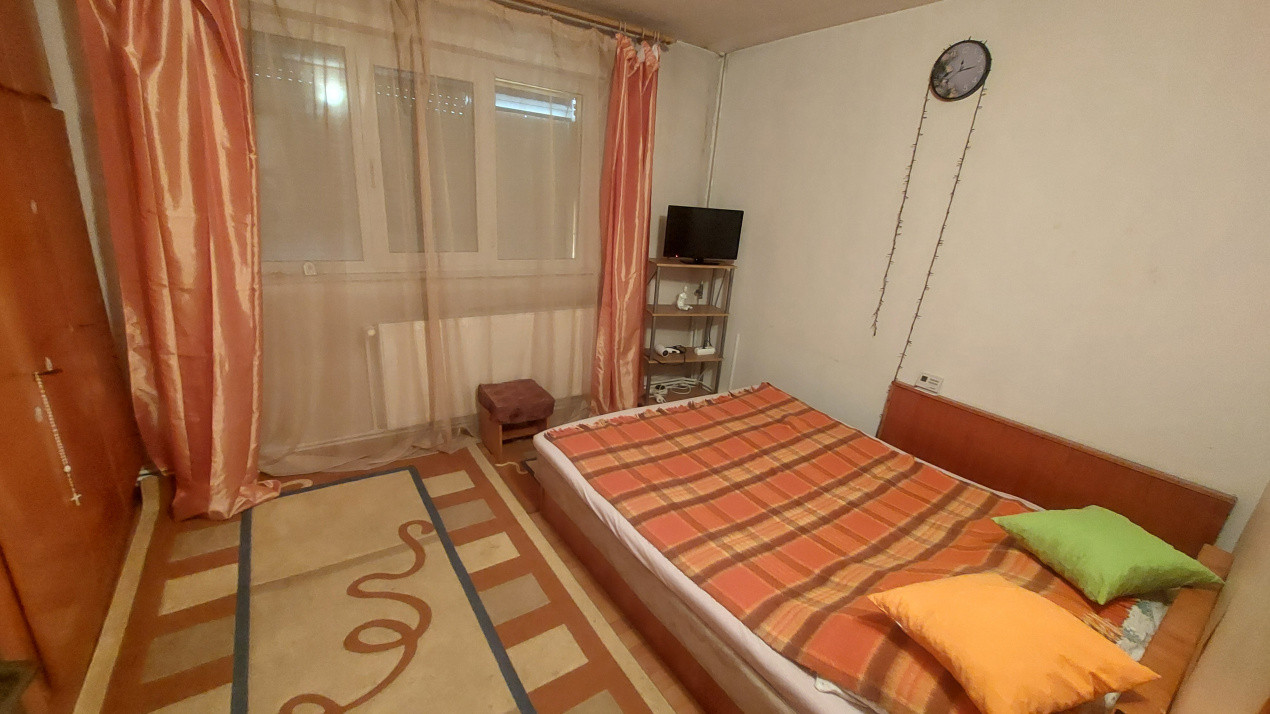 Apartament doua camere semidecomandat, etajul 3, Rovine zona Petre Ispirescu
