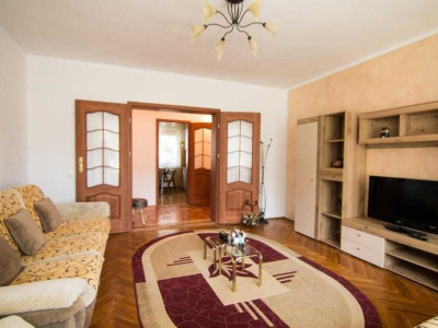 Închiriere apartament 3 camere | 70 mp | Vasile Aaron | 