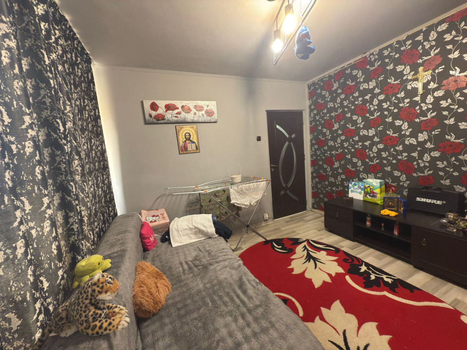 Apartament 2 camere, semidecomandat 34,41 mp, Zona Piata Valea Rosie