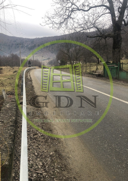 Cabane în inima naturii, lângă Sibiu – oportunitate turistică unică