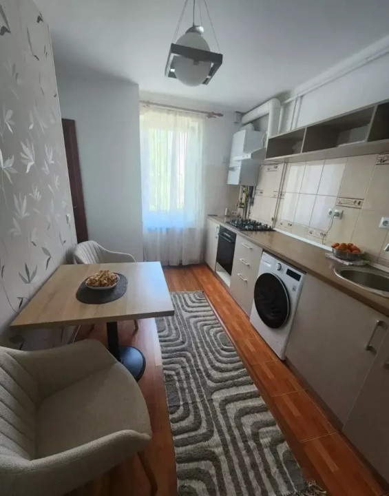 Inchiriere apartament 🏡 3 camere luminoase, 2 băi, etaj 1 – lângă AFI, Griviței