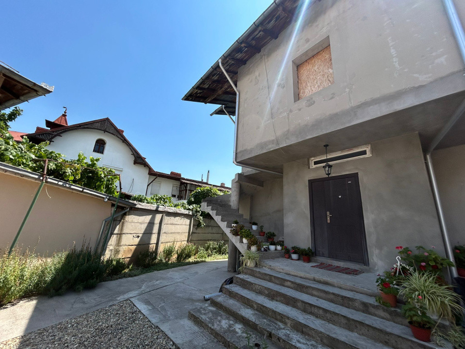 Casa D+P+1, 270 MP utili, Central