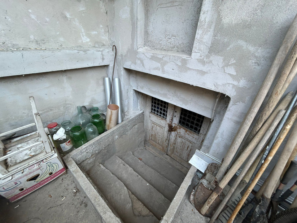 Casa D+P+1, 270 MP utili, Central