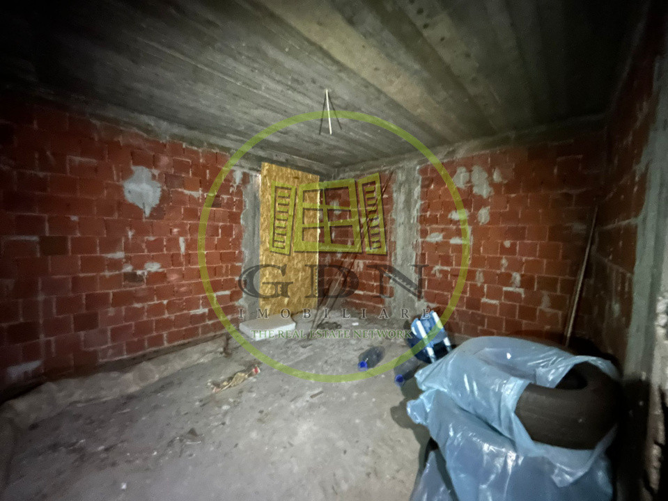 Casa D+P+1, 270 MP utili, Central