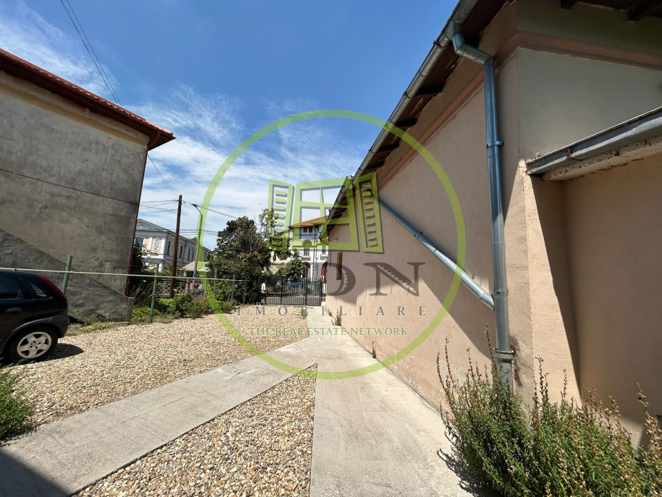 Casa D+P+1, 270 MP utili, Central