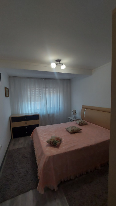 🏡 Stil grecesc în Brașov – apartament cu balcon și garaj, zona Coresi