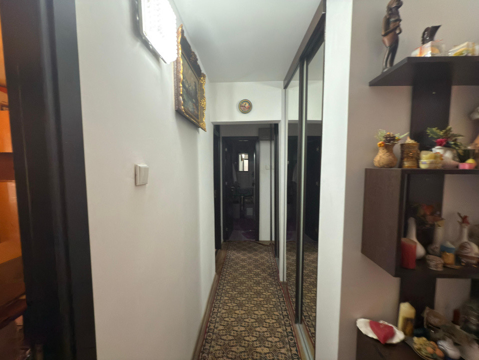 Apartament 4 camere decomandat, 82,41 mp , Zona Rovine 