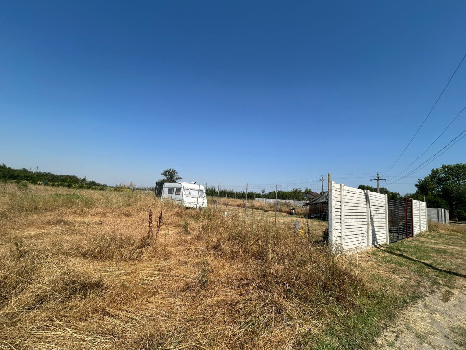 Teren intravilan, 400 MP, Cernele