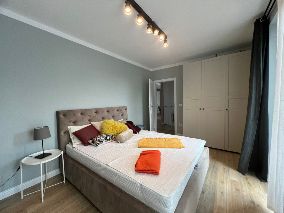 Apartament cu 3 camere si doua locuri de parcare