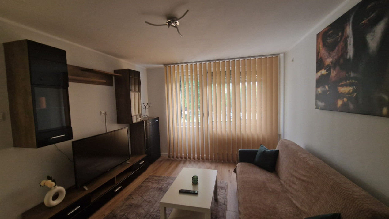 Apartament 2 camere, decomandat, 50mp, cartier Rovine, zona Institut