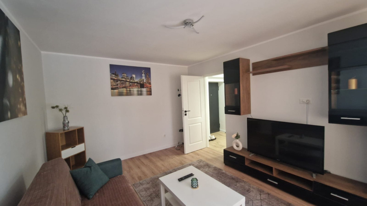 Apartament 2 camere, decomandat, 50mp, cartier Rovine, zona Institut