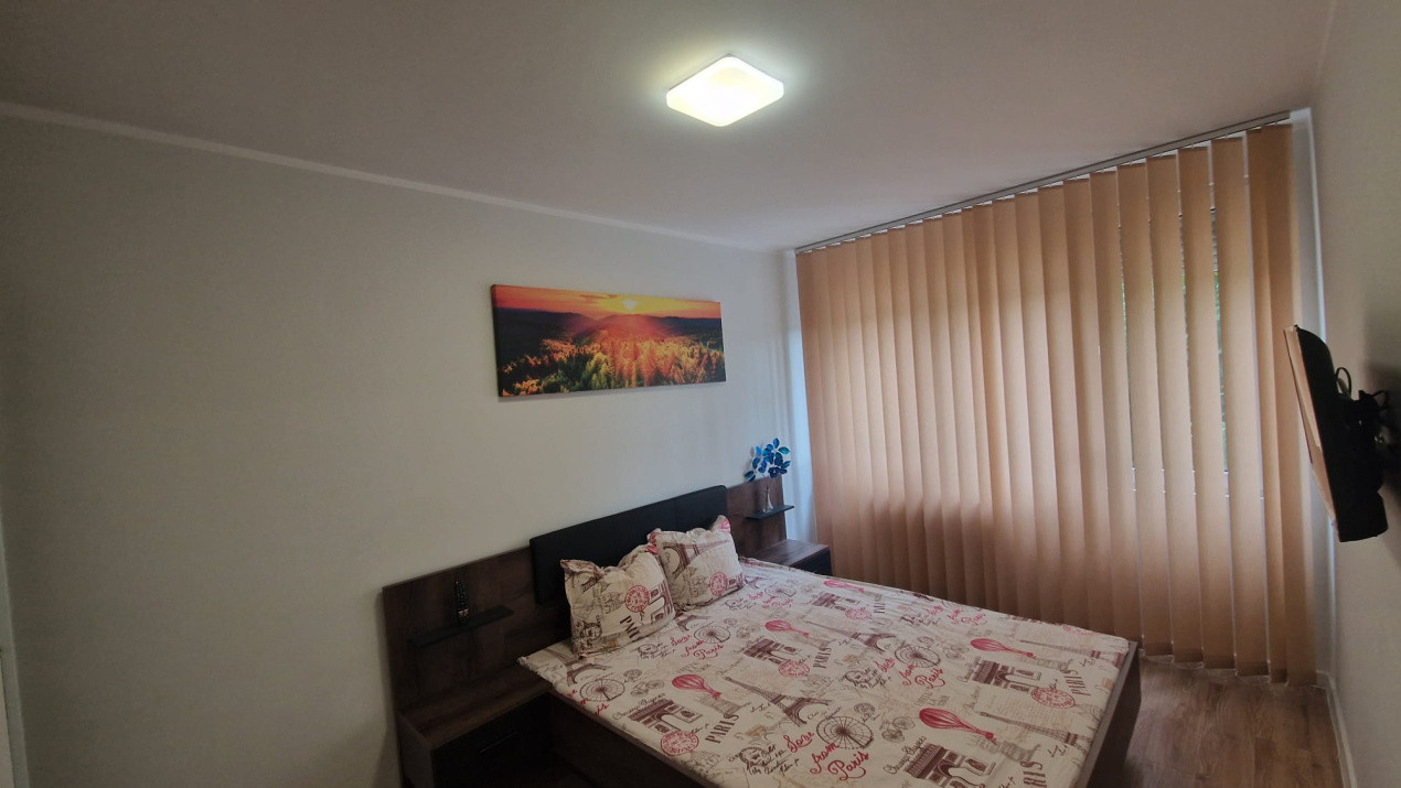 Apartament 2 camere, decomandat, 50mp, cartier Rovine, zona Institut