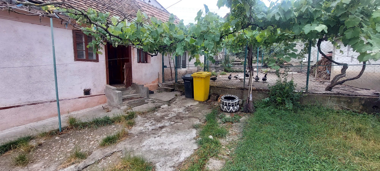 Casa 3 camere,suprafata utila85mp, teren300,spre vanzare in Ocna SB