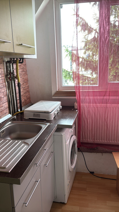 Garsonieră de vânzare, zona Mihai Viteazu, suprafață de 26mp utili
