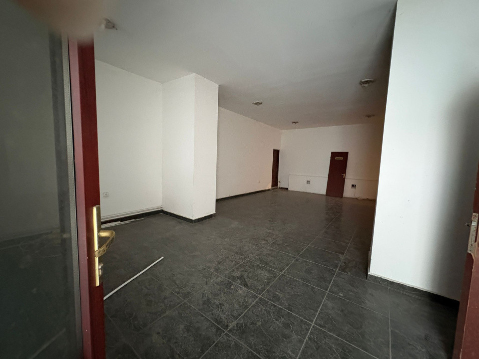 Spatiu comercial, 100 mp, parter, Centrul Vechi al Craiovei