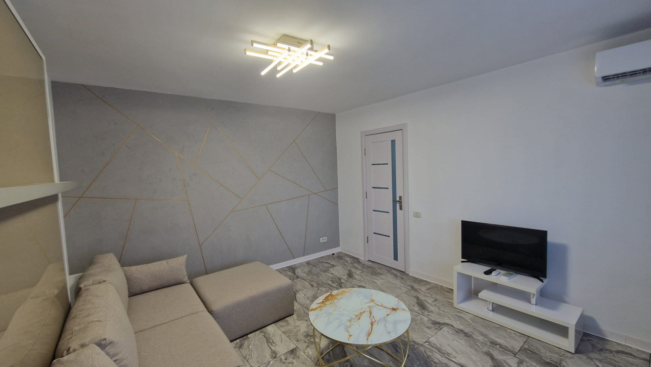 Garsoniera, 37,5mp, Centru, zona Ramada