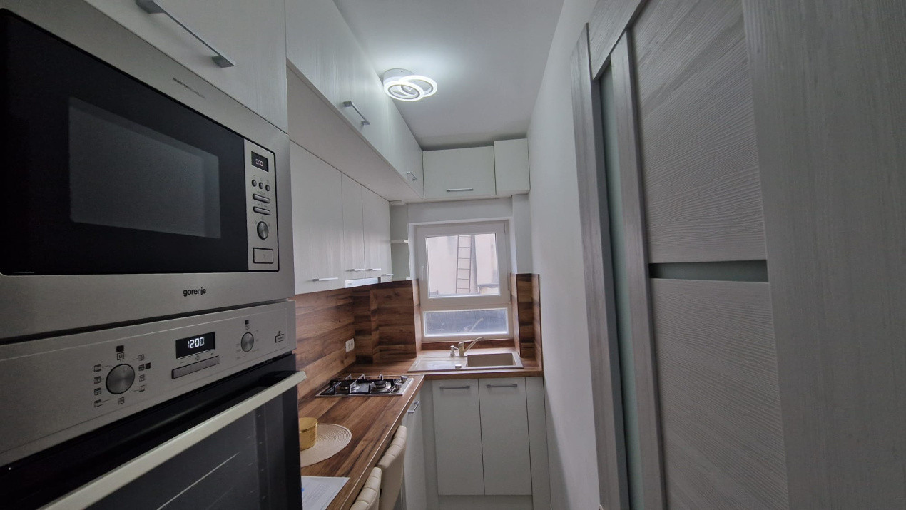 Garsoniera, 37,5mp, Centru, zona Ramada