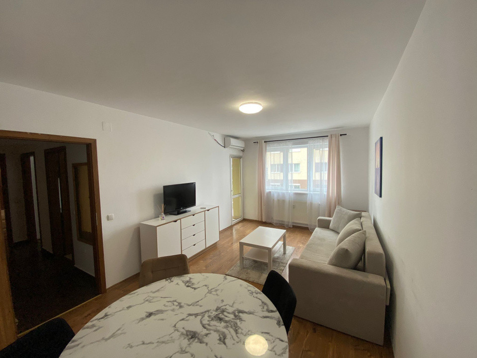 Apart 2 camere, decomandat, loc de parcare, Prima Nufărul